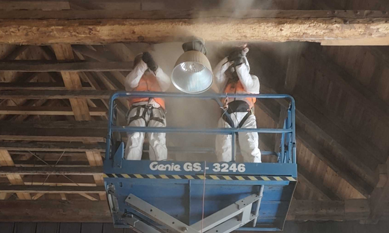 Sanace trámových stropů v historickém sále